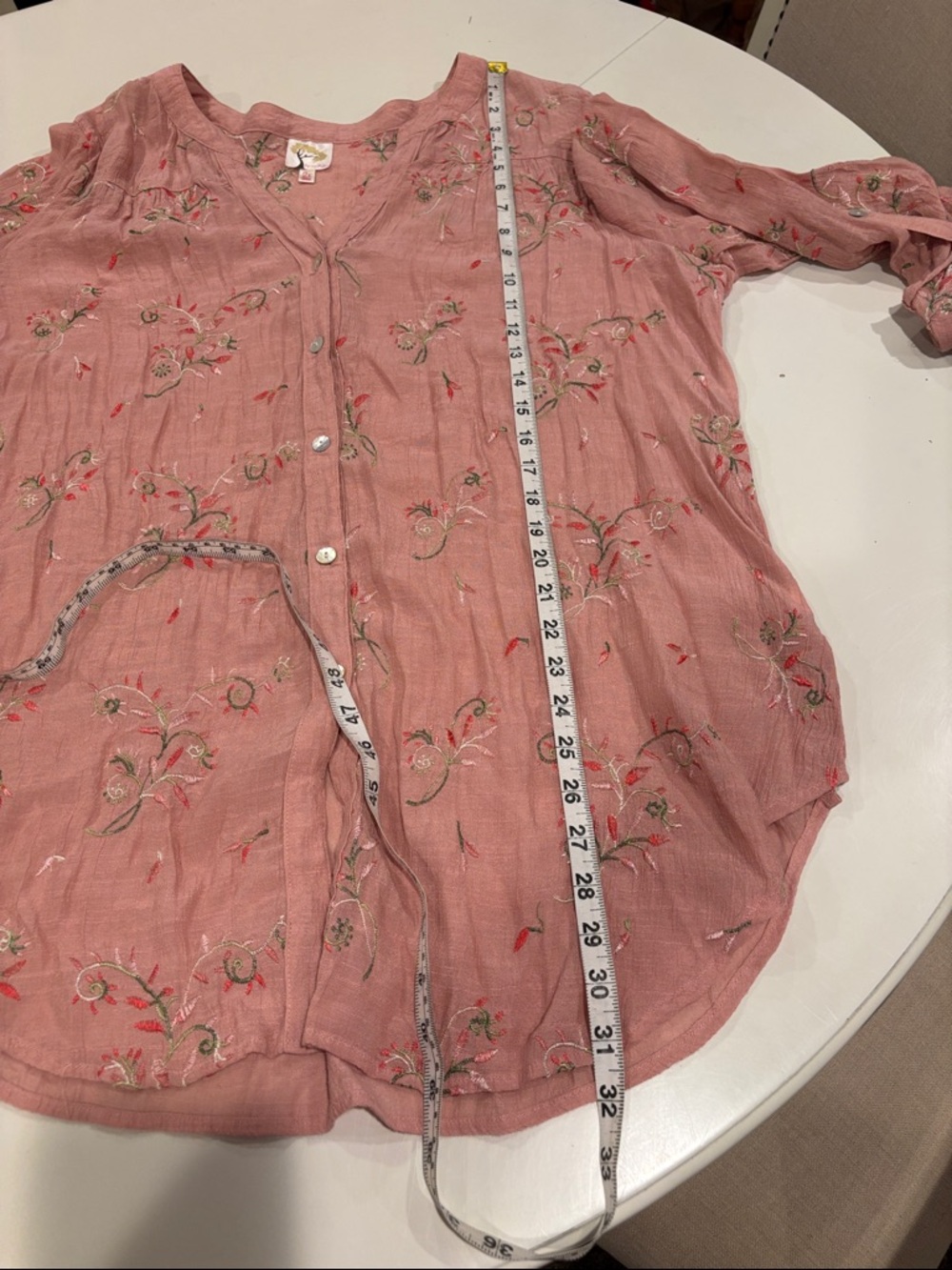 fig and flower Pink Embroidered Button-Down Blouse size 2x - Picture 6 of 7